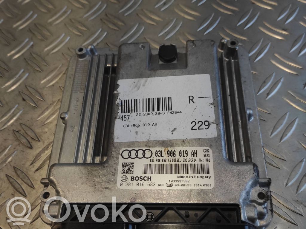 Audi A6 S6 C6 4F Engine control unit/module 