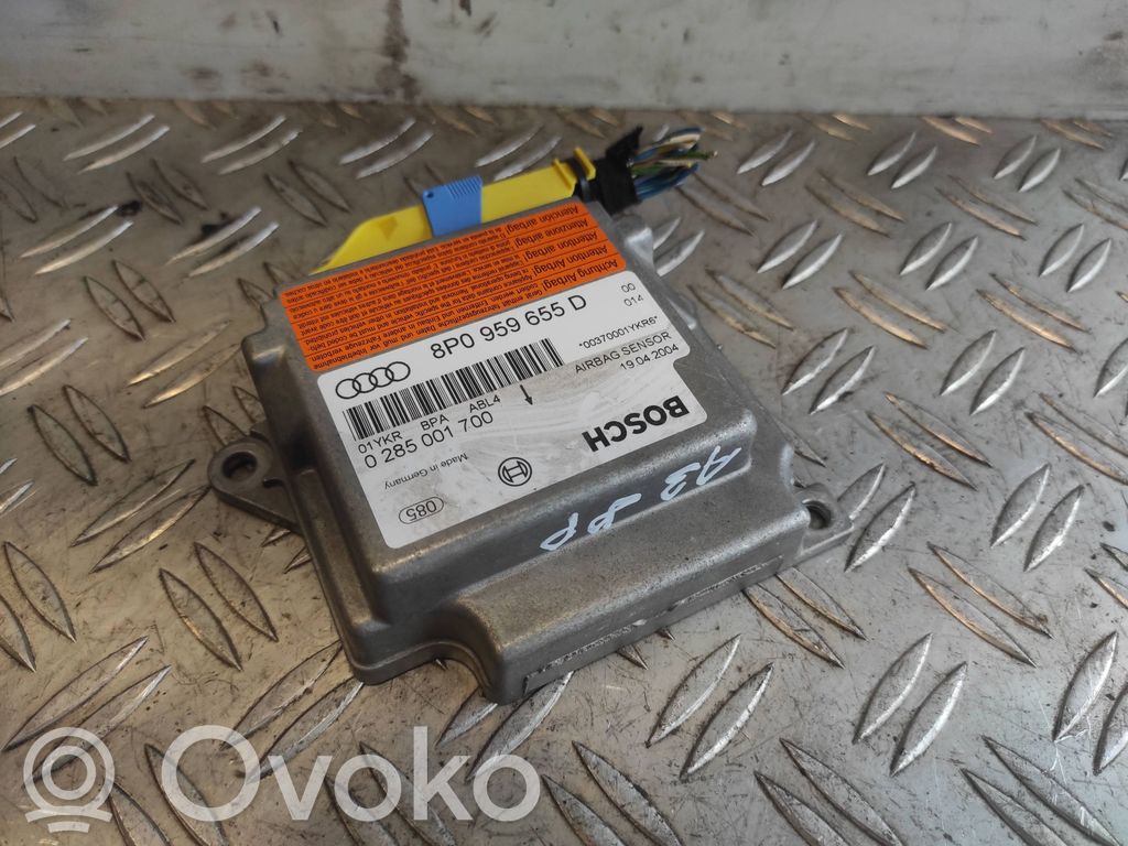 Audi A3 S3 8P Airbag control unit/module 