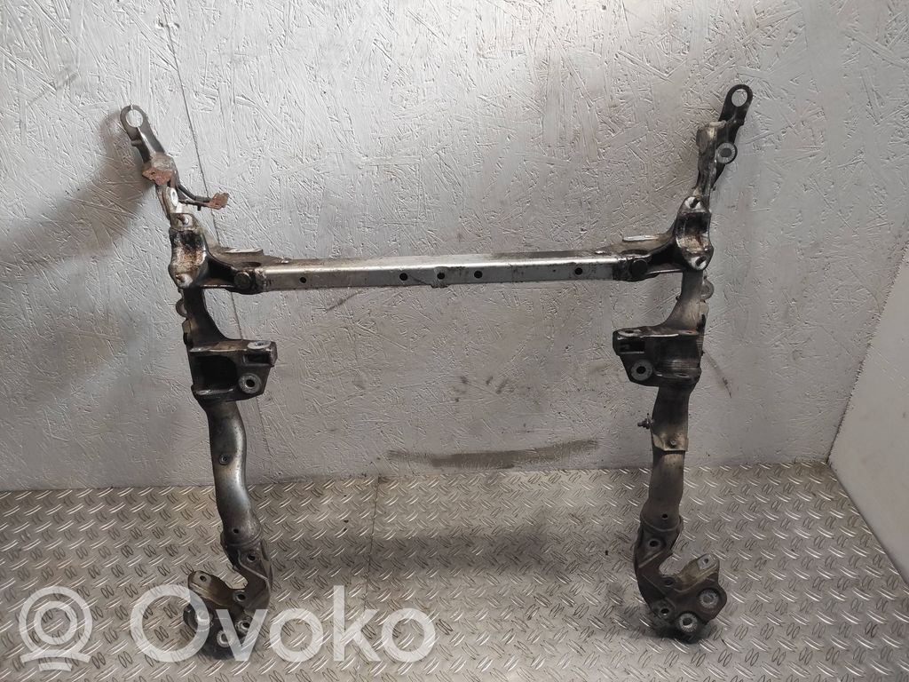 Audi A4 S4 B8 8K Etuapurunko 