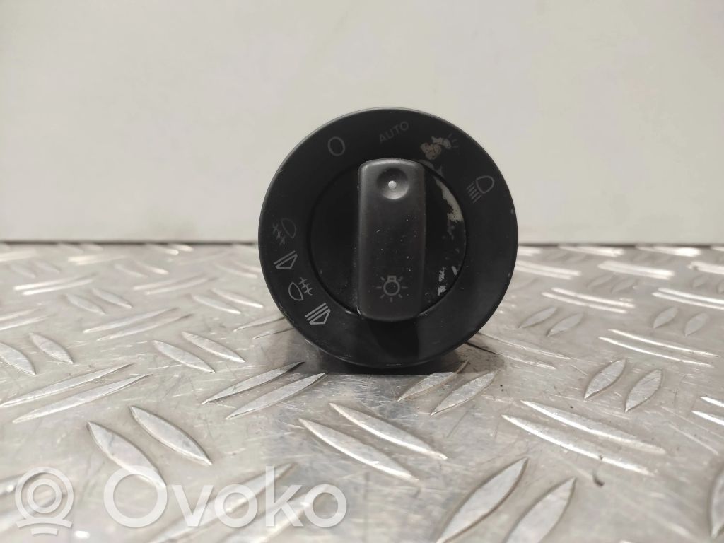 Audi A4 S4 B7 8E 8H Light switch 