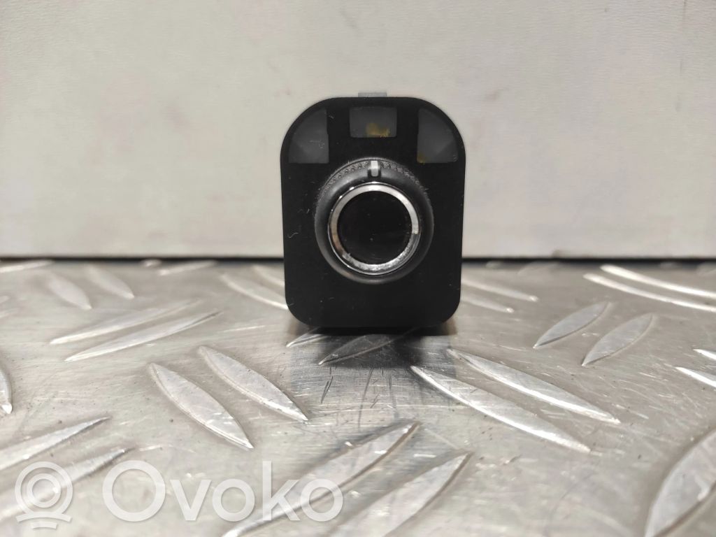 Audi Q5 SQ5 8R Sivupeilin kytkin 