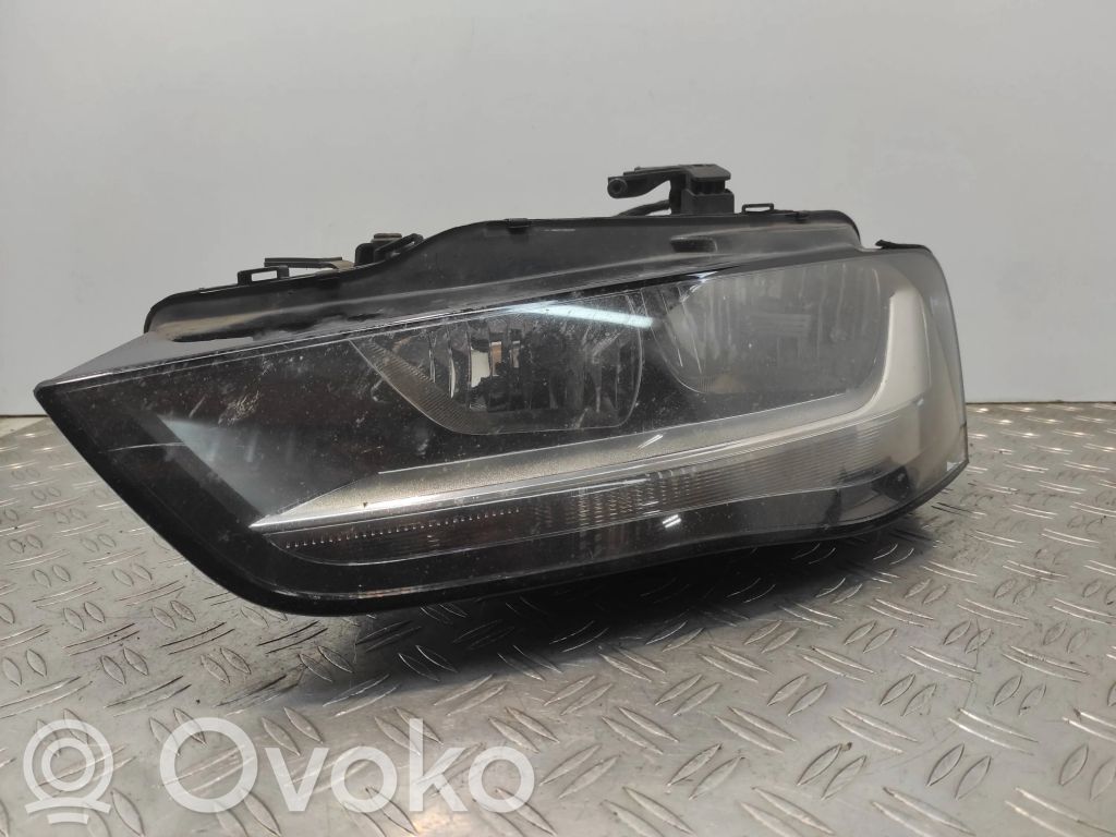 Audi A4 S4 B8 8K Lampa przednia 
