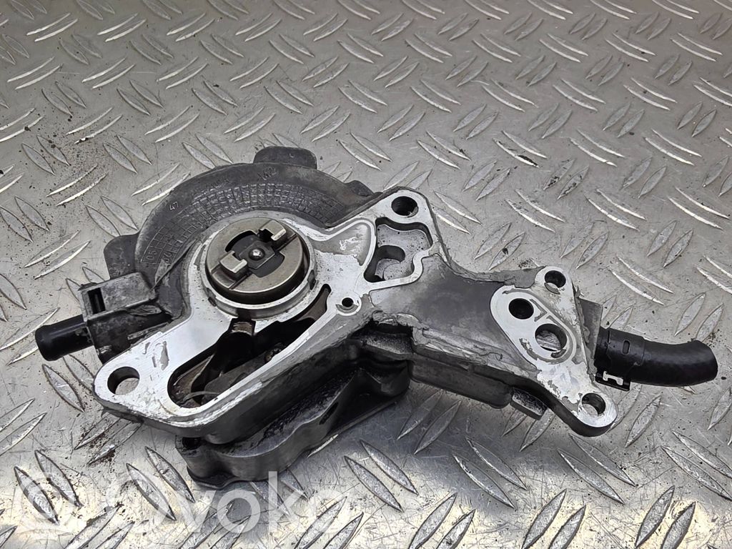Volkswagen Golf V Fuel injection high pressure pump 