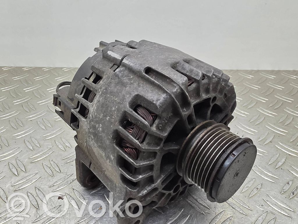 Volkswagen Golf VI Alternator 