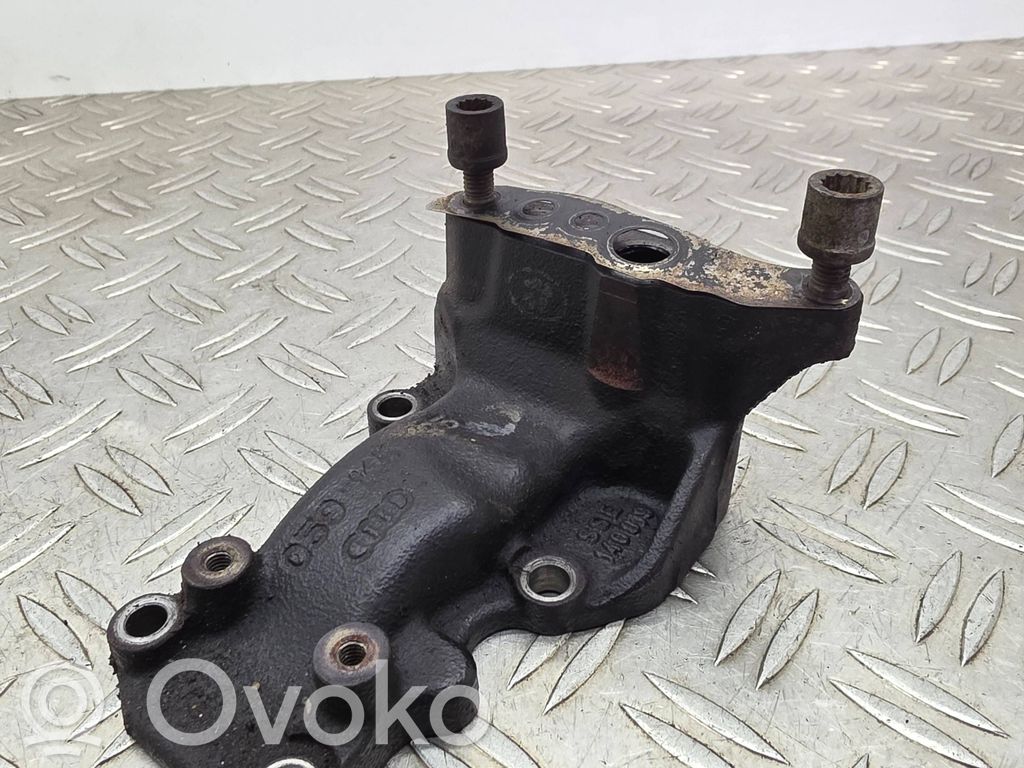 Volkswagen Touareg II Other engine bay part 