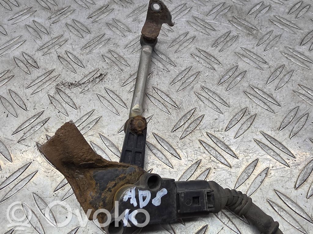 Audi A4 S4 B8 8K Czujnik poziomowania tylnego zawieszenia pneumatycznego 
