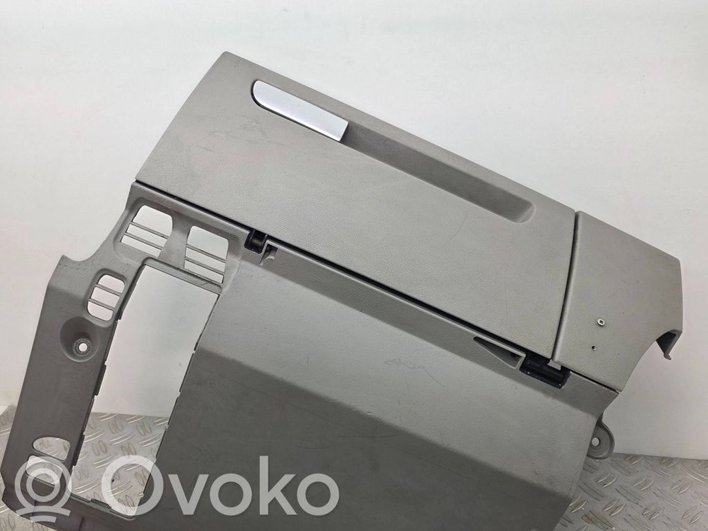 Audi A2 Mantu nodalījuma komplekts 