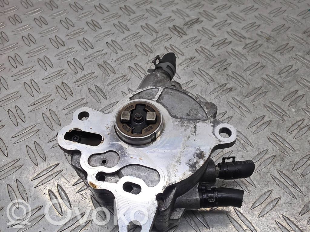 Audi A4 S4 B7 8E 8H Alipainepumppu 
