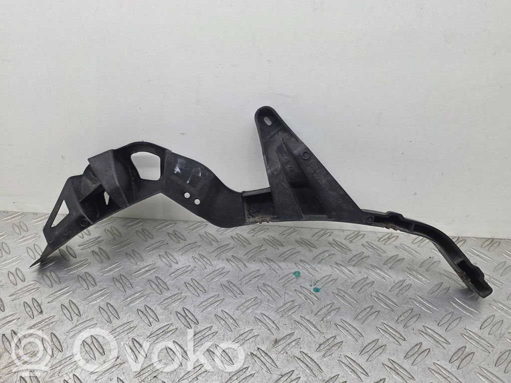 Audi A2 Soporte del parachoques delantero 