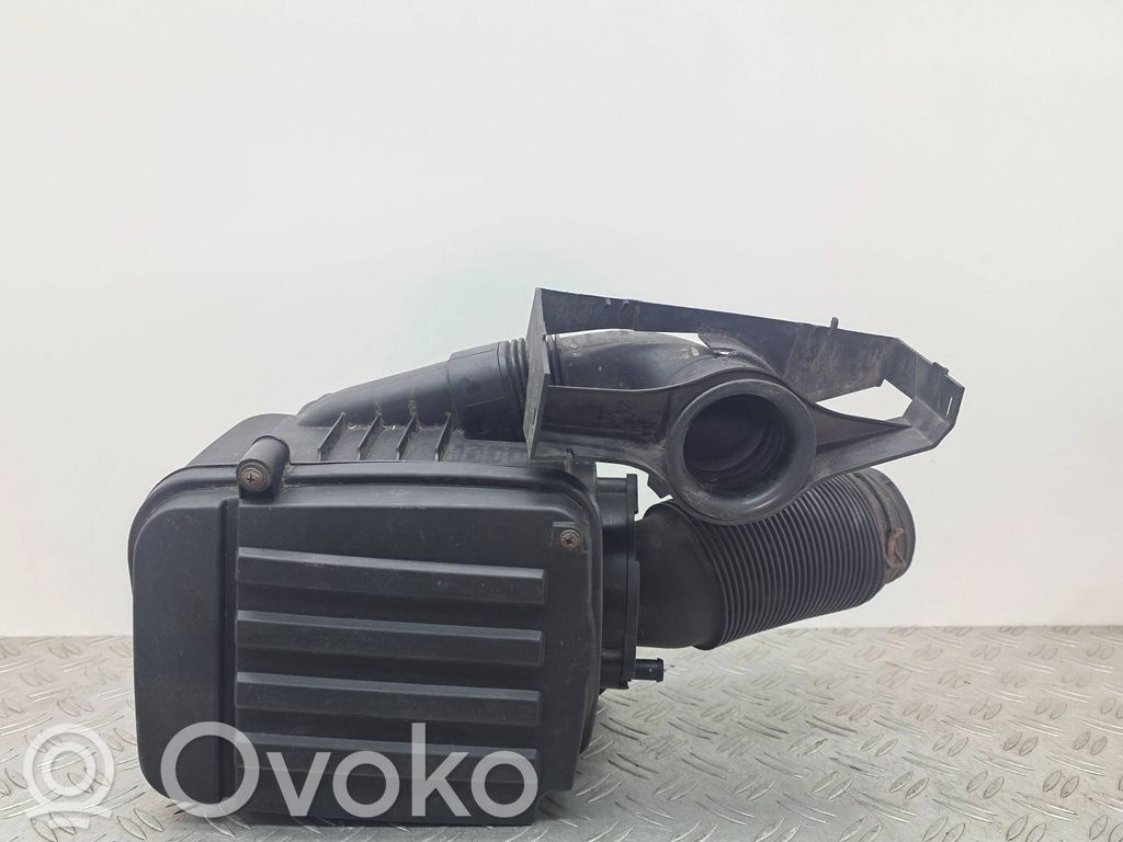 Skoda Yeti (5L) Obudowa filtra powietrza 