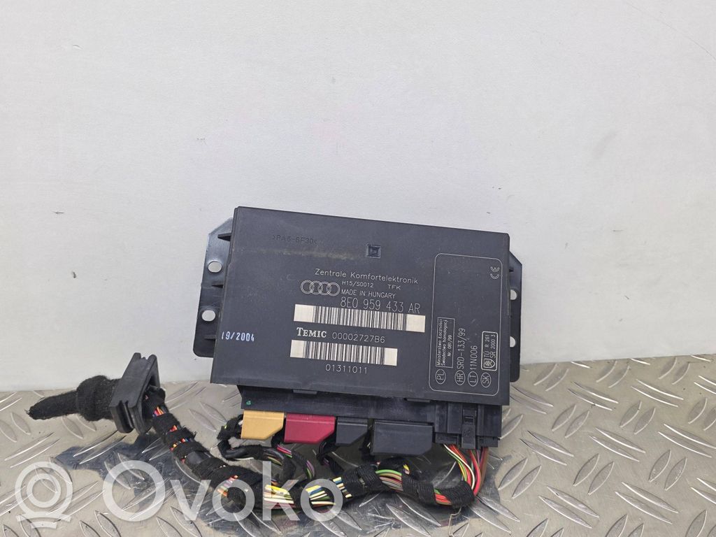 Audi A4 S4 B6 8E 8H Module confort 