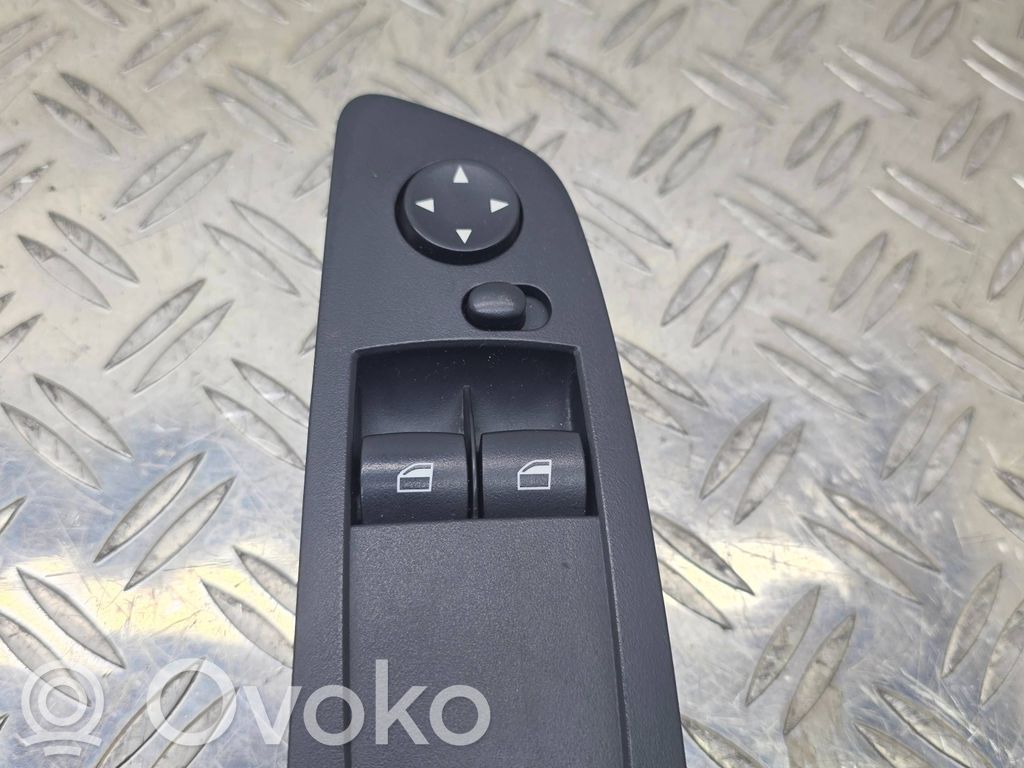 BMW 1 E81 E87 Electric window control switch 