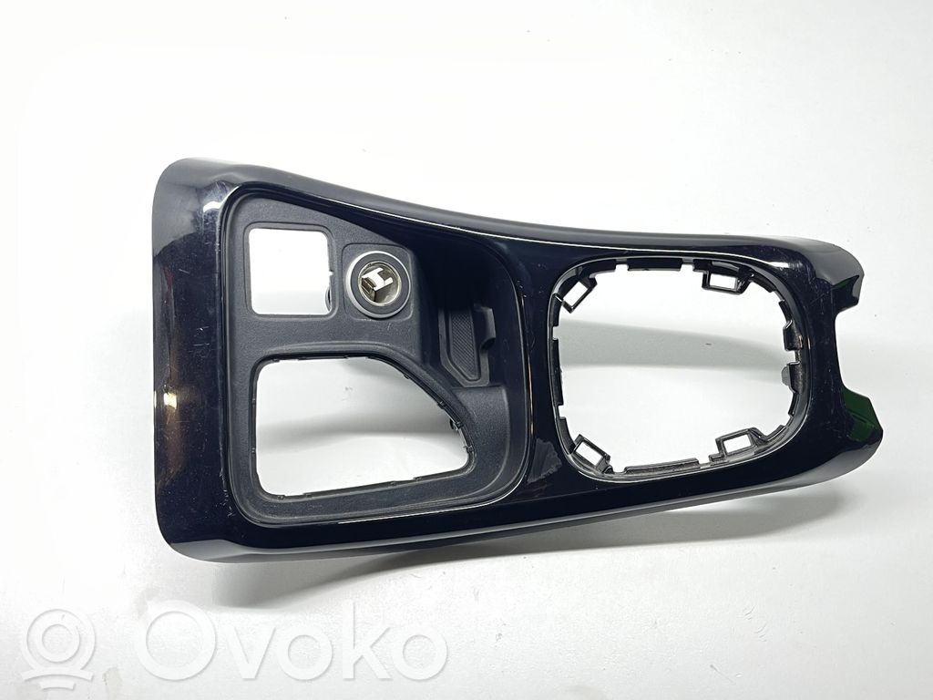Jeep Compass Ramka drążka zmiany biegów 