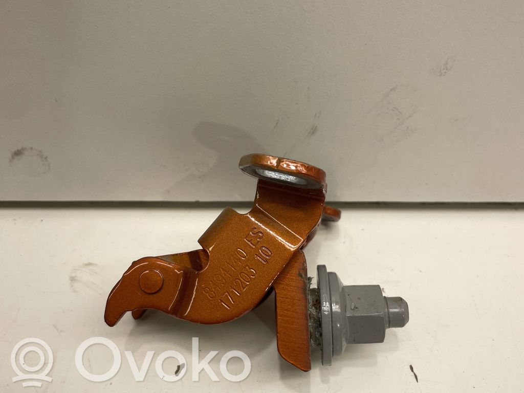 Tailgate/trunk/boot hinge   17120310,8494140