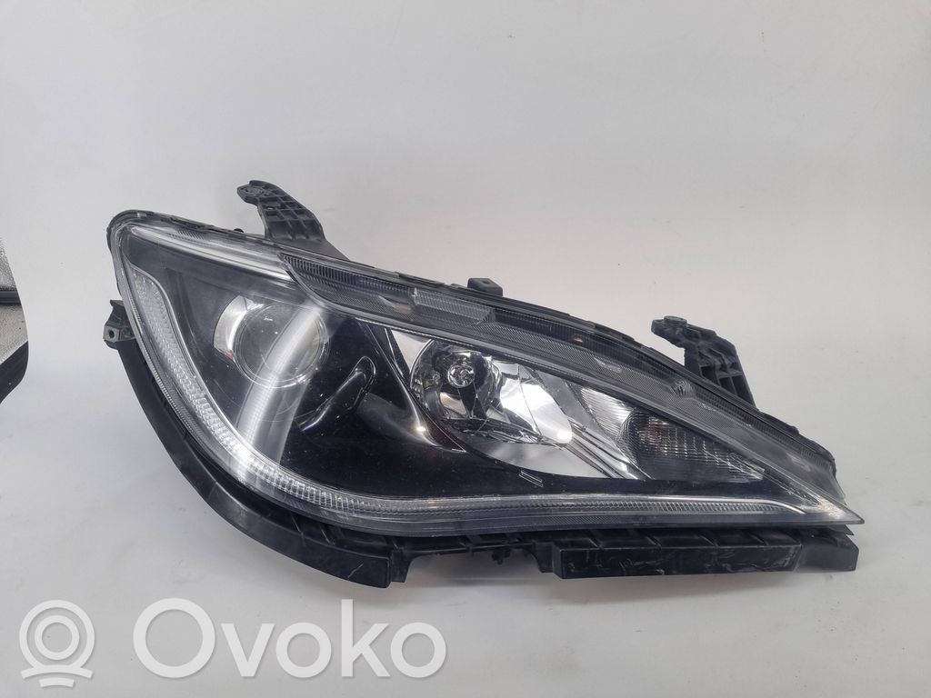 Chrysler Pacifica Headlight/headlamp 