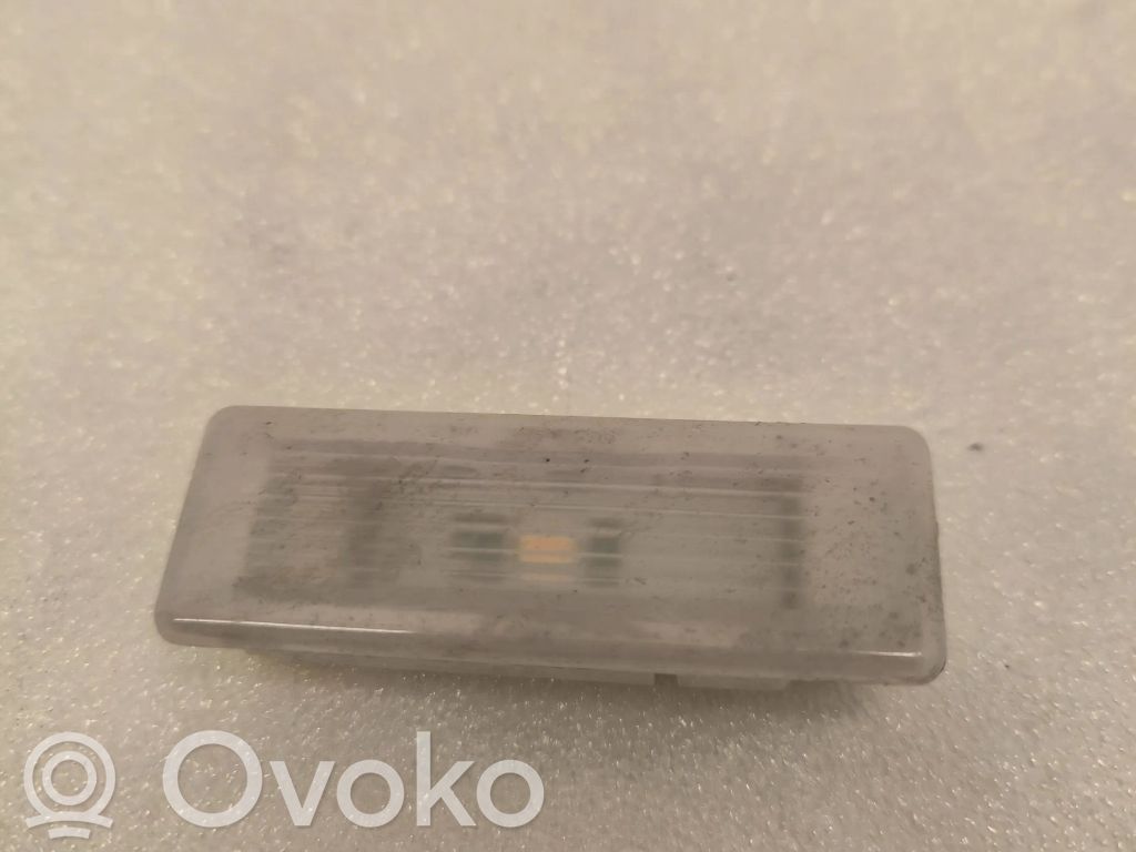 BMW 3 F30 F35 F31 Inne oświetlenie wnętrza kabiny 
