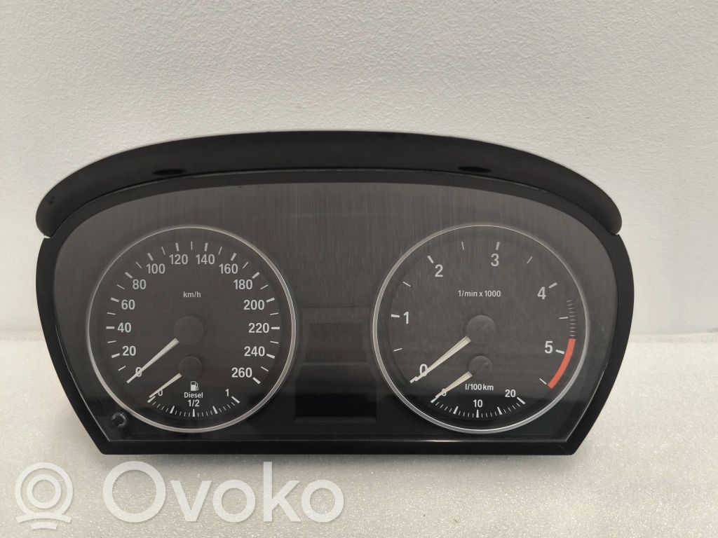 Geschwindigkeitsmesser Cockpit   9130299,721027997