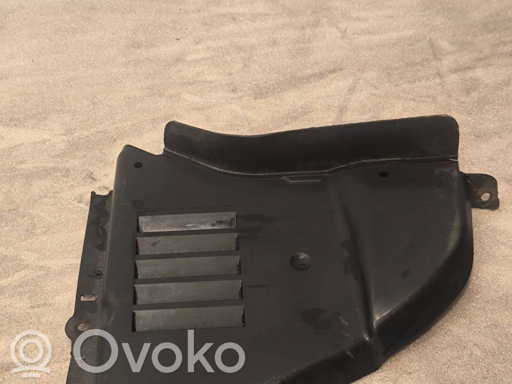 BMW 5 E60 E61 Другая деталь дна 