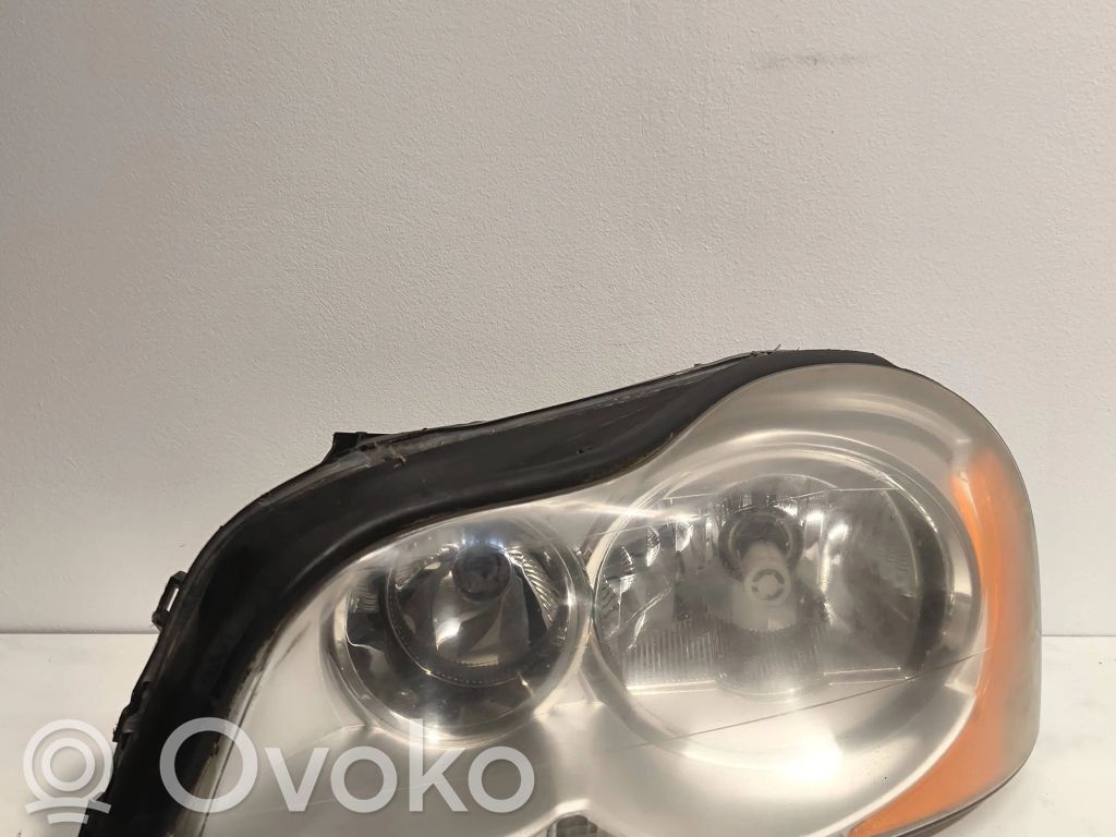Volvo XC90 Priekinis žibintas 
