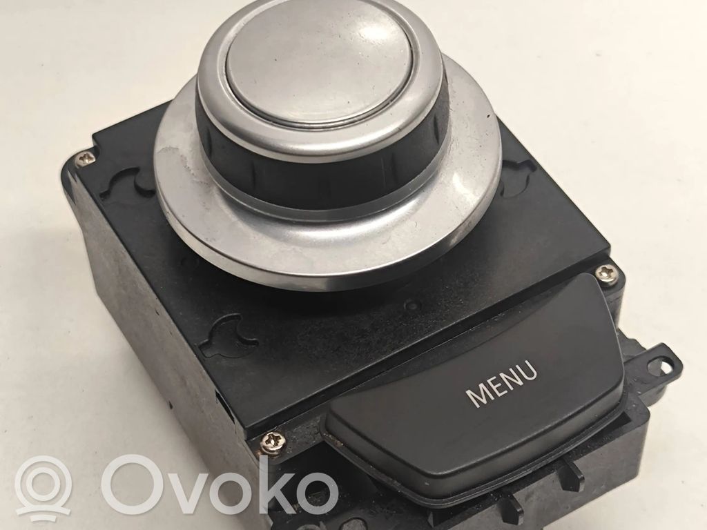 Head unit multimedia control   9125349