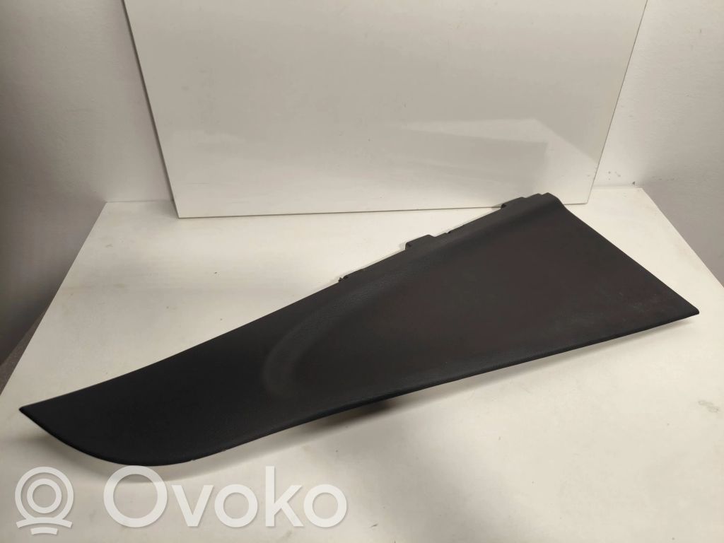 Osłona dolna słupka / B   1MC59TRMAB,C01350050BLR,000441094,090412