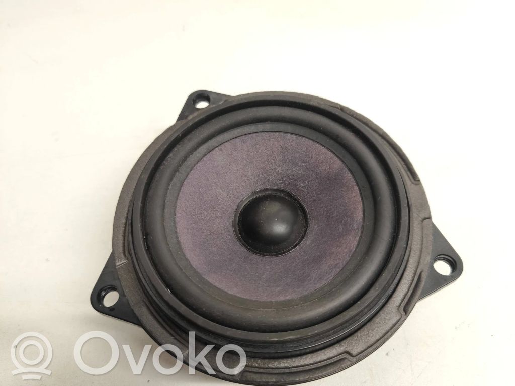 BMW 1 E81 E87 Front door speaker 