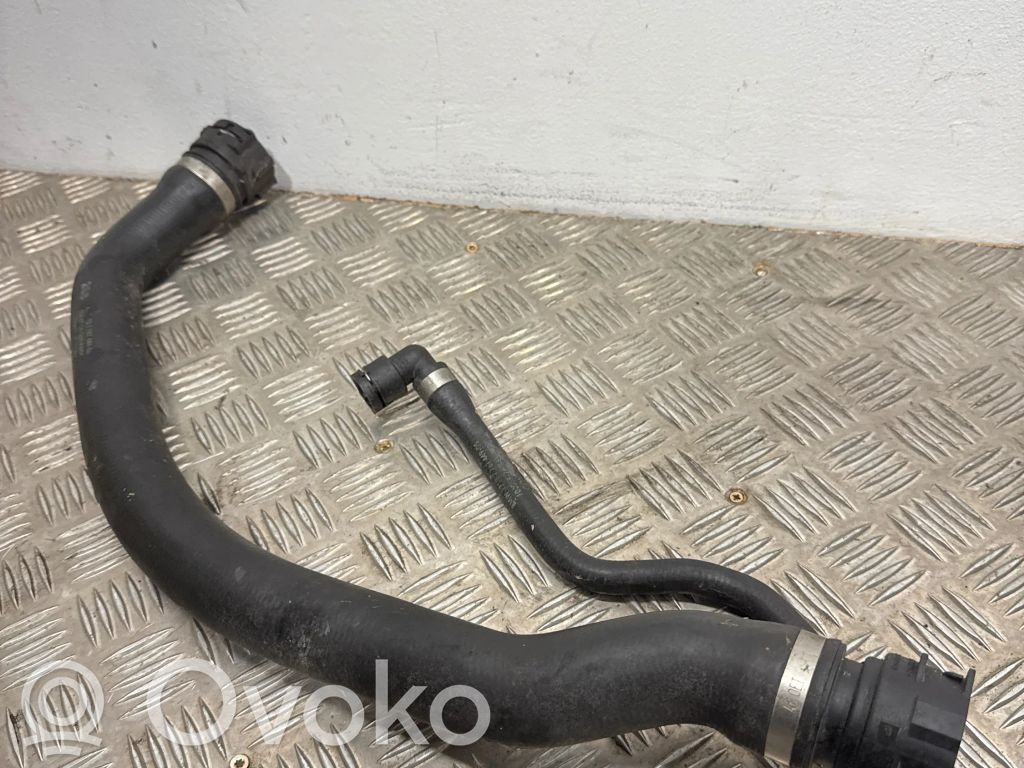 BMW 5 E60 E61 Engine coolant pipe/hose 