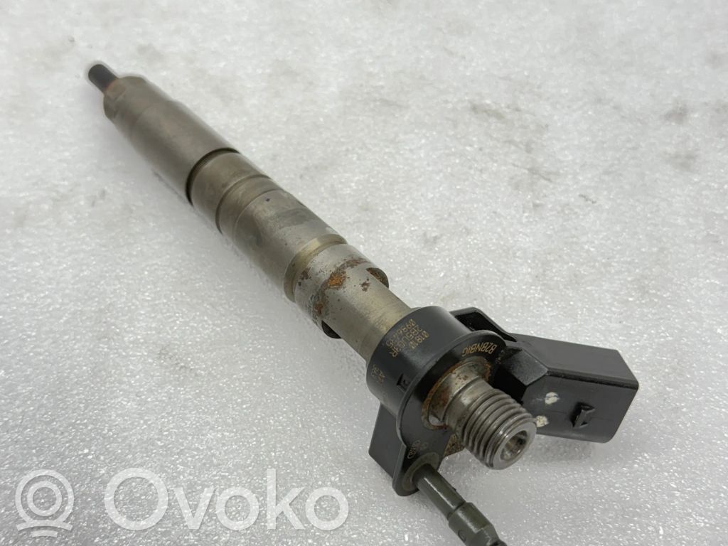BMW 1 E81 E87 Fuel injector 