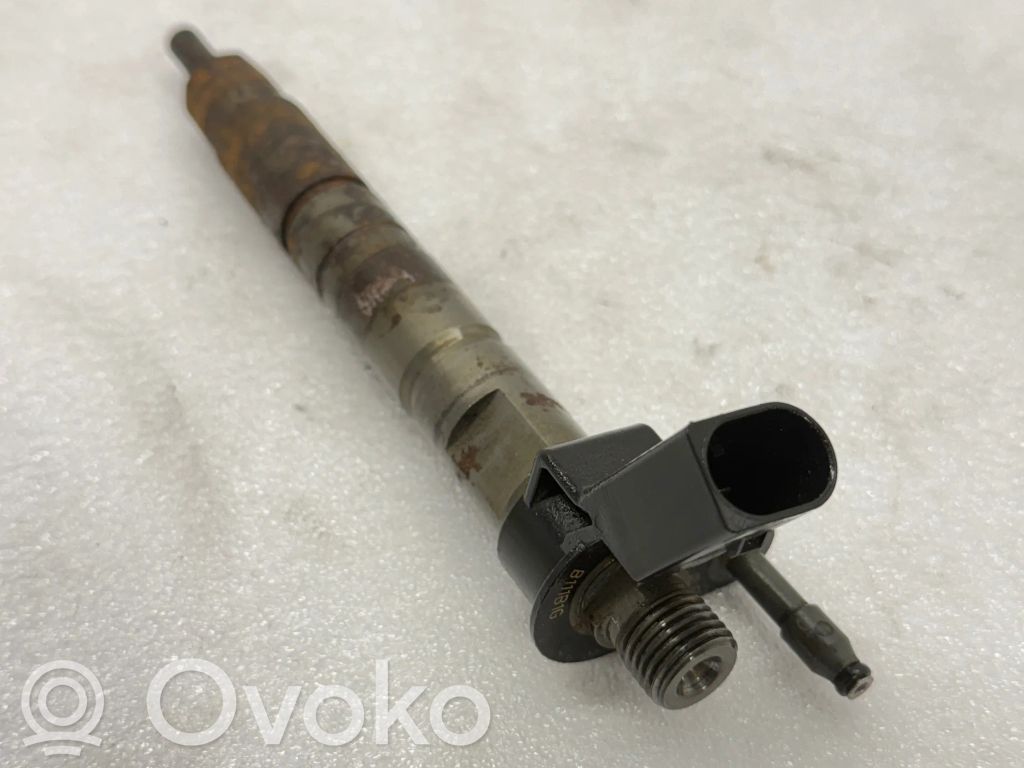 BMW 1 E81 E87 Fuel injector 