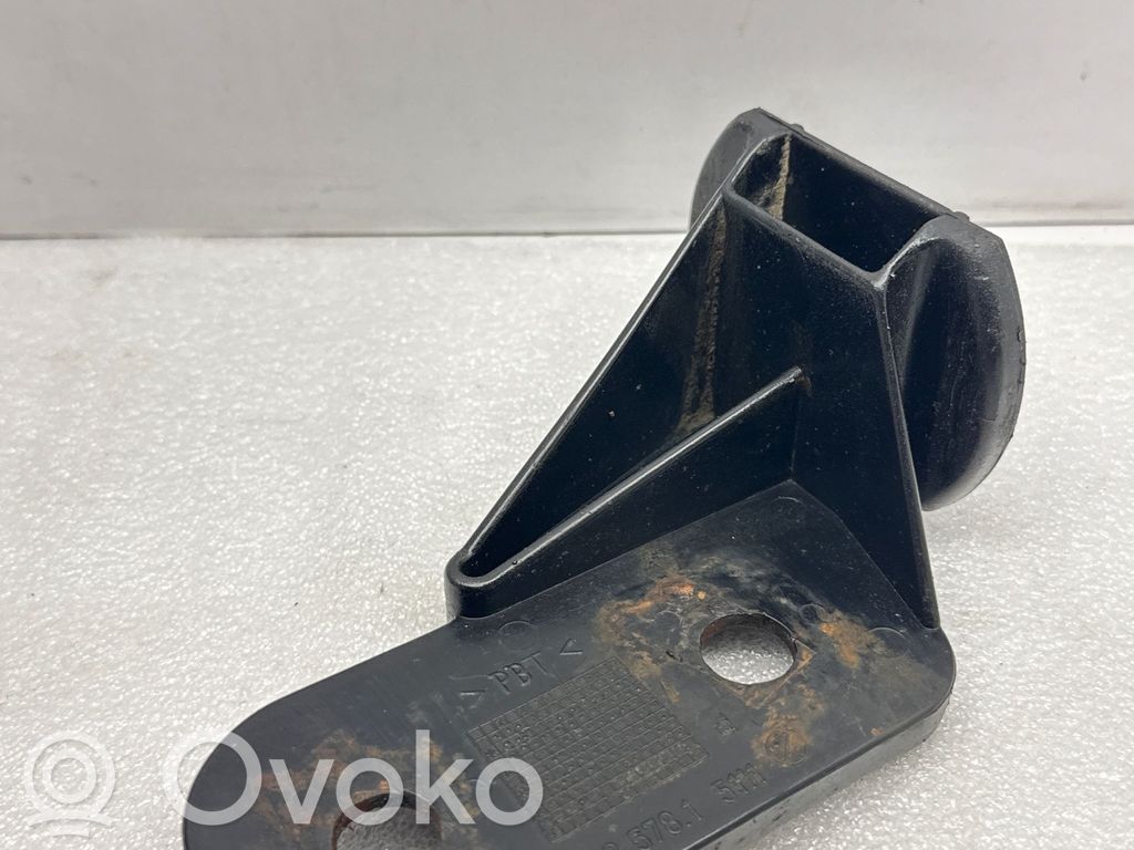 BMW 3 E36 Front bumper mounting bracket 