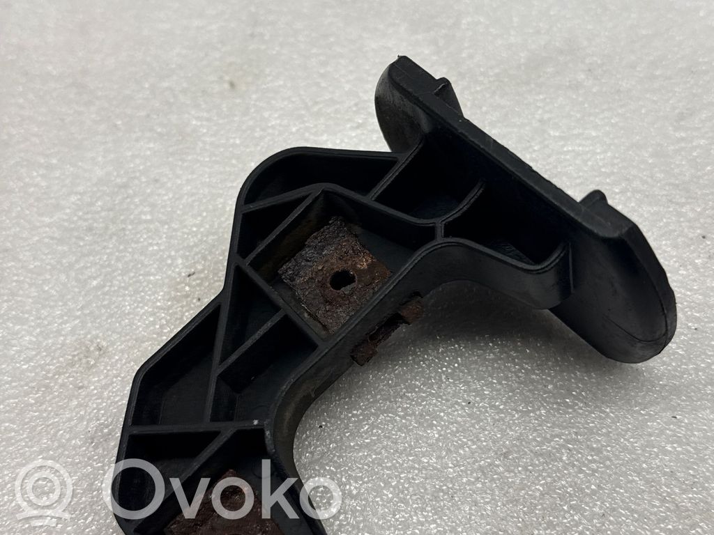 BMW 5 E39 Front bumper mounting bracket 