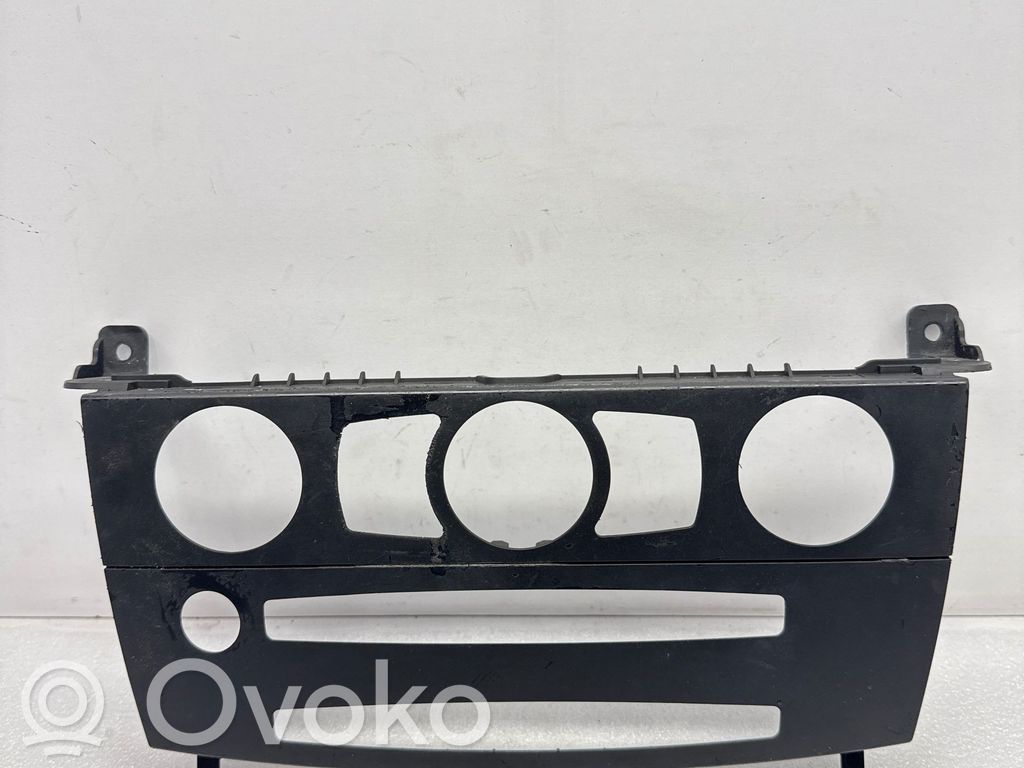 BMW 5 E60 E61 Climate control unit 