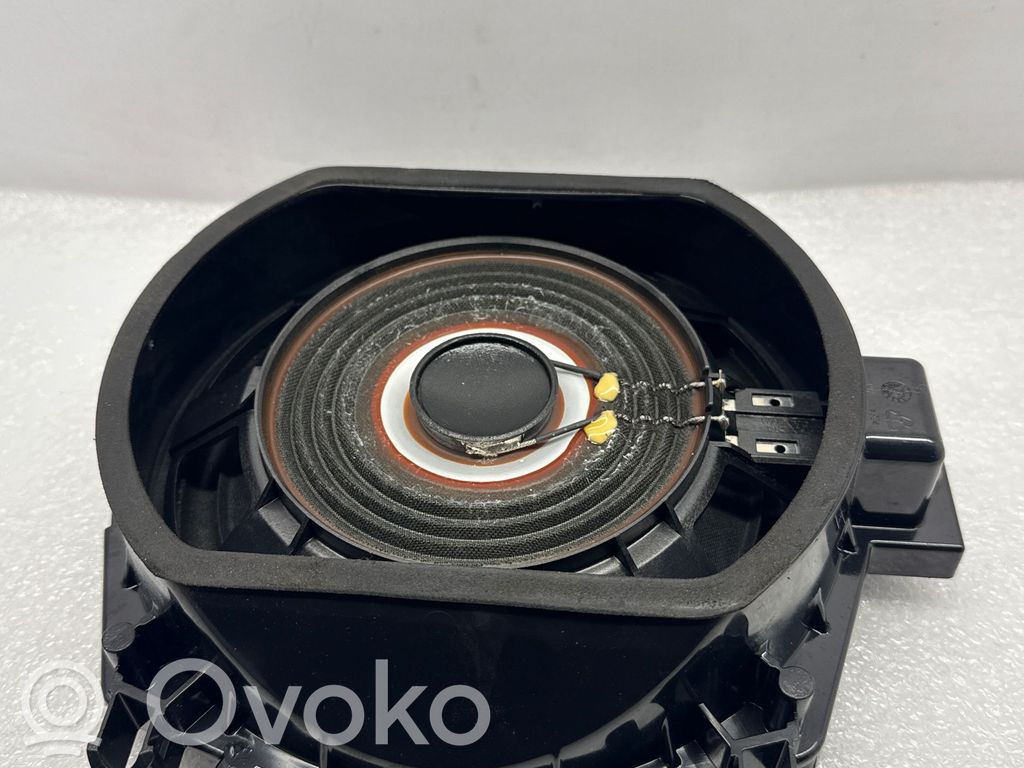 BMW X6 E71 Subwoofer 
