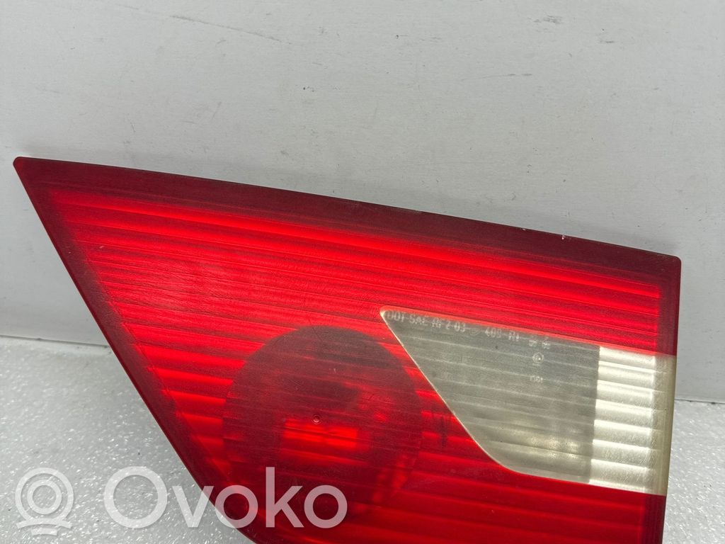 BMW X3 E83 Aizmugurējais lukturis virsbūvē 
