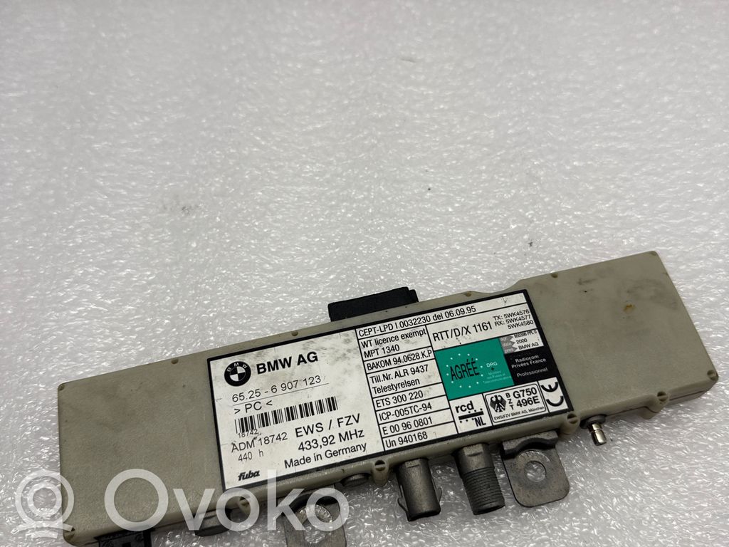 BMW 3 E46 Antenos valdymo blokas 