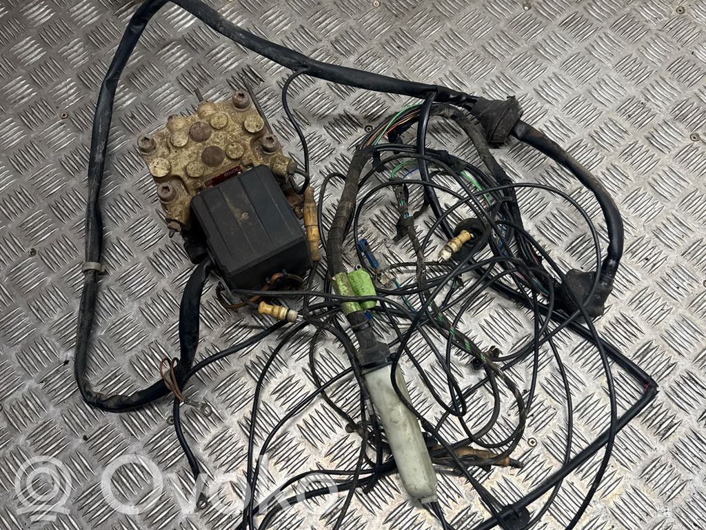 BMW 5 E28 ABS Pump 