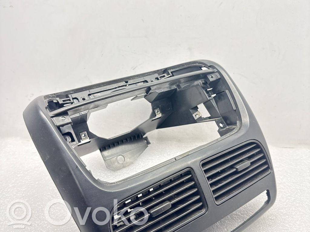 Fiat Doblo Radio/GPS head unit trim 