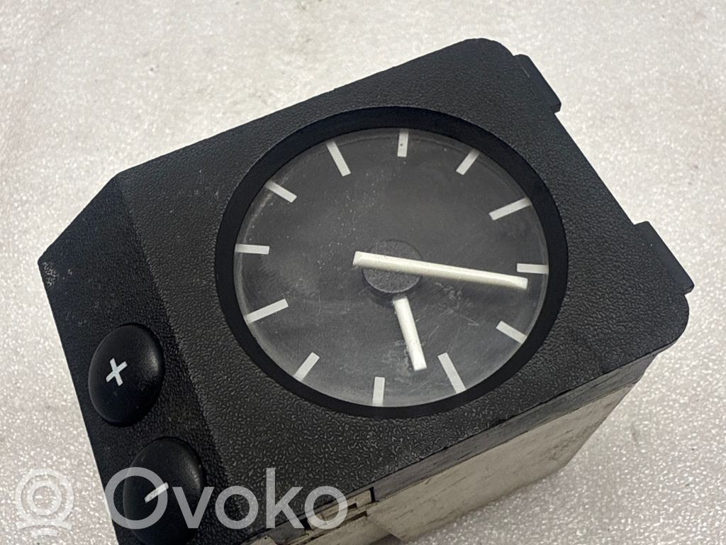 BMW 3 E36 Clock 