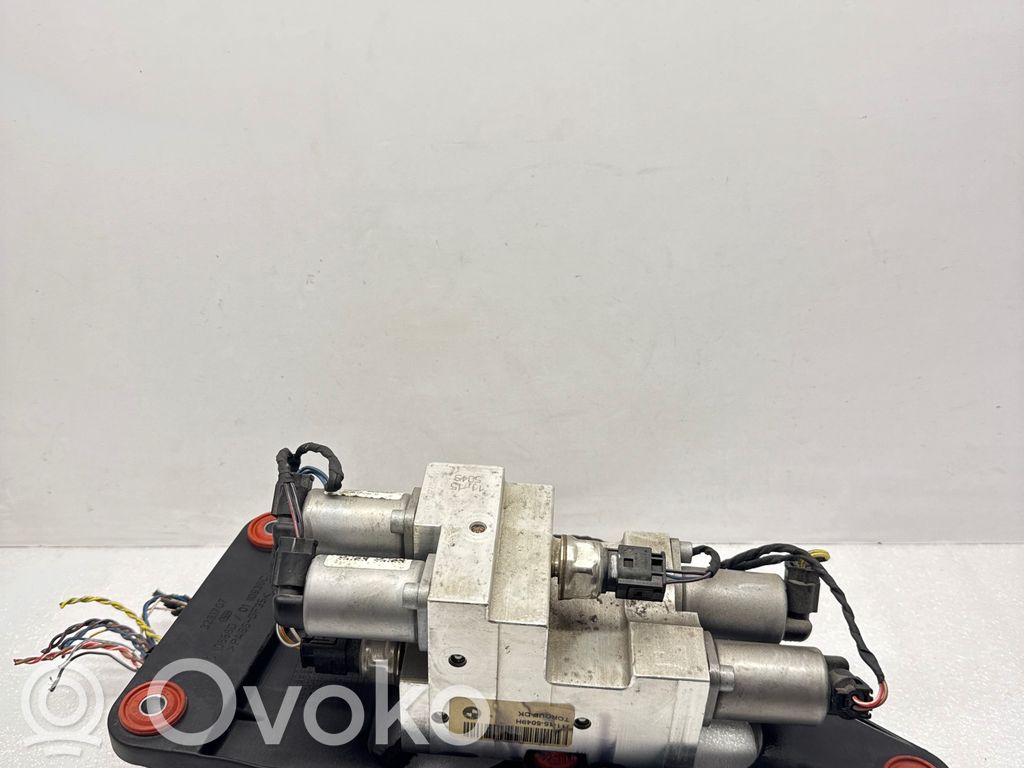 BMW X5M F85 Aktyvaus stabilizatoriaus valdymo/ vožtuvų blokas 