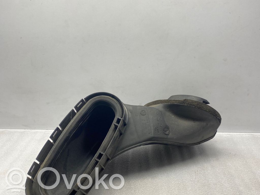 BMW 5 E39 Ilman mikrosuodatin, ilmakanavan osa 
