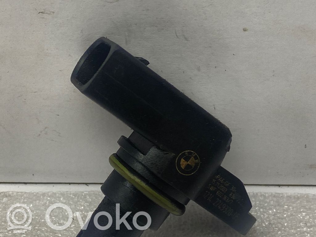 BMW 5 E39 Camshaft position sensor 