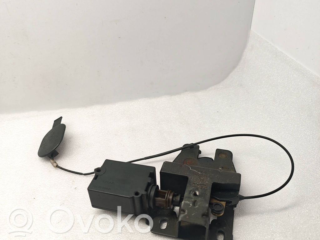 Tailgate/trunk/boot lock/catch/latch   8368196,8168982