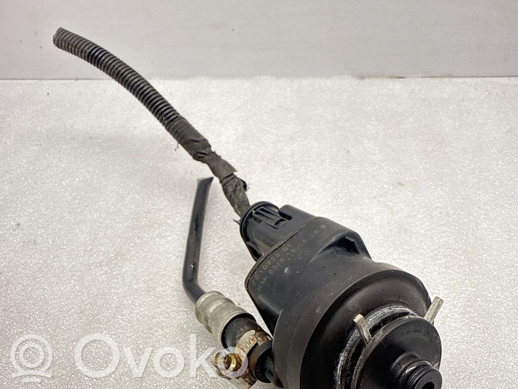 BMW 5 E60 E61 Fuel filter heater 