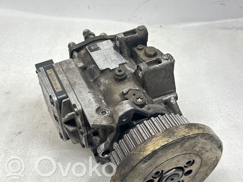 Audi A4 S4 B5 8D Hochdruckpumpe 