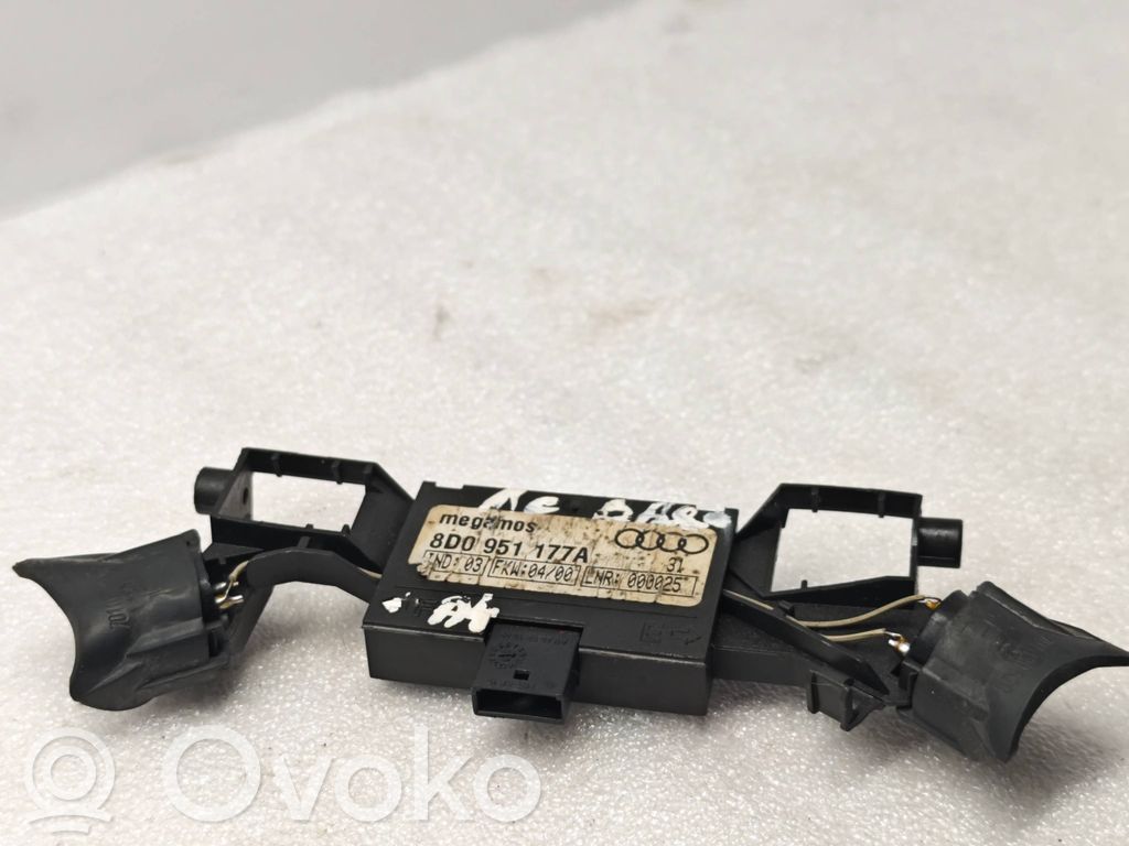 Audi A4 S4 B5 8D Alarm control unit/module 
