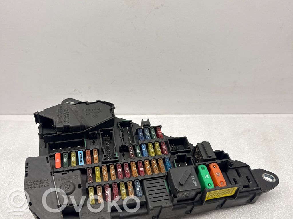 BMW 5 E60 E61 Sulakemoduuli 