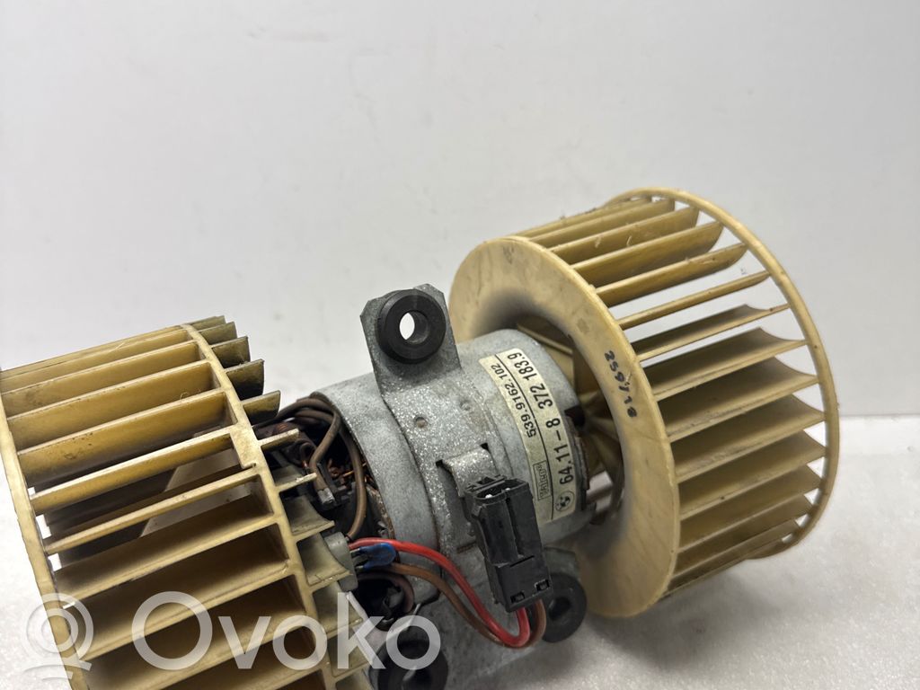 BMW 5 E39 Mazā radiatora ventilators 