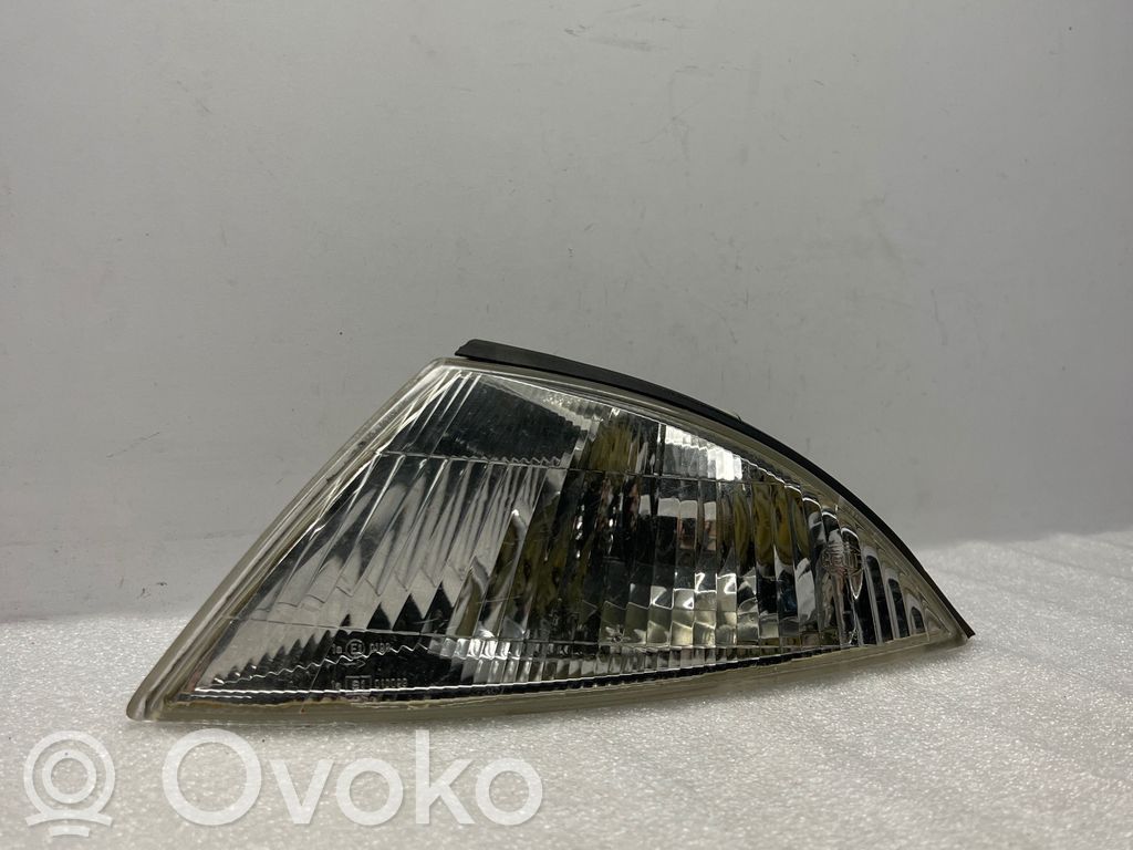 Mitsubishi Space Wagon Front indicator light 