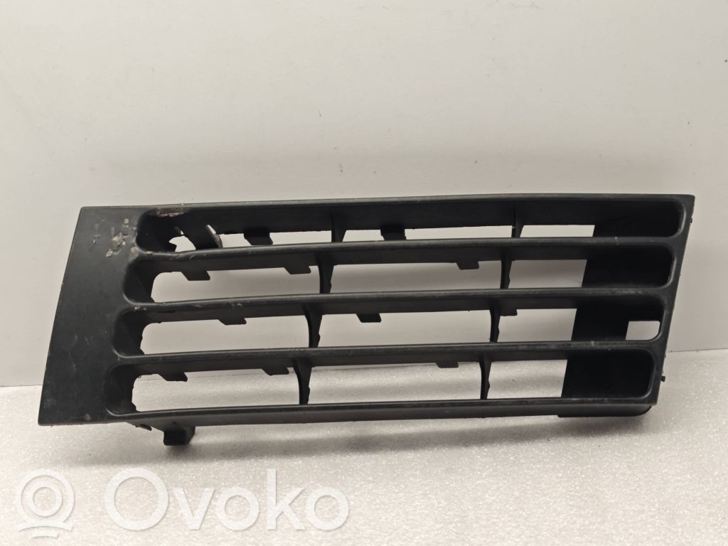 Audi A4 S4 B5 8D Front grill 