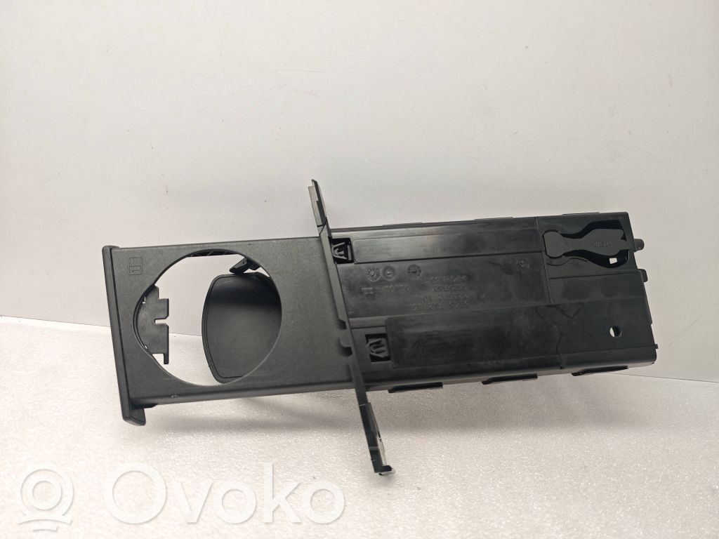 Cup holder   7127461,22167210
